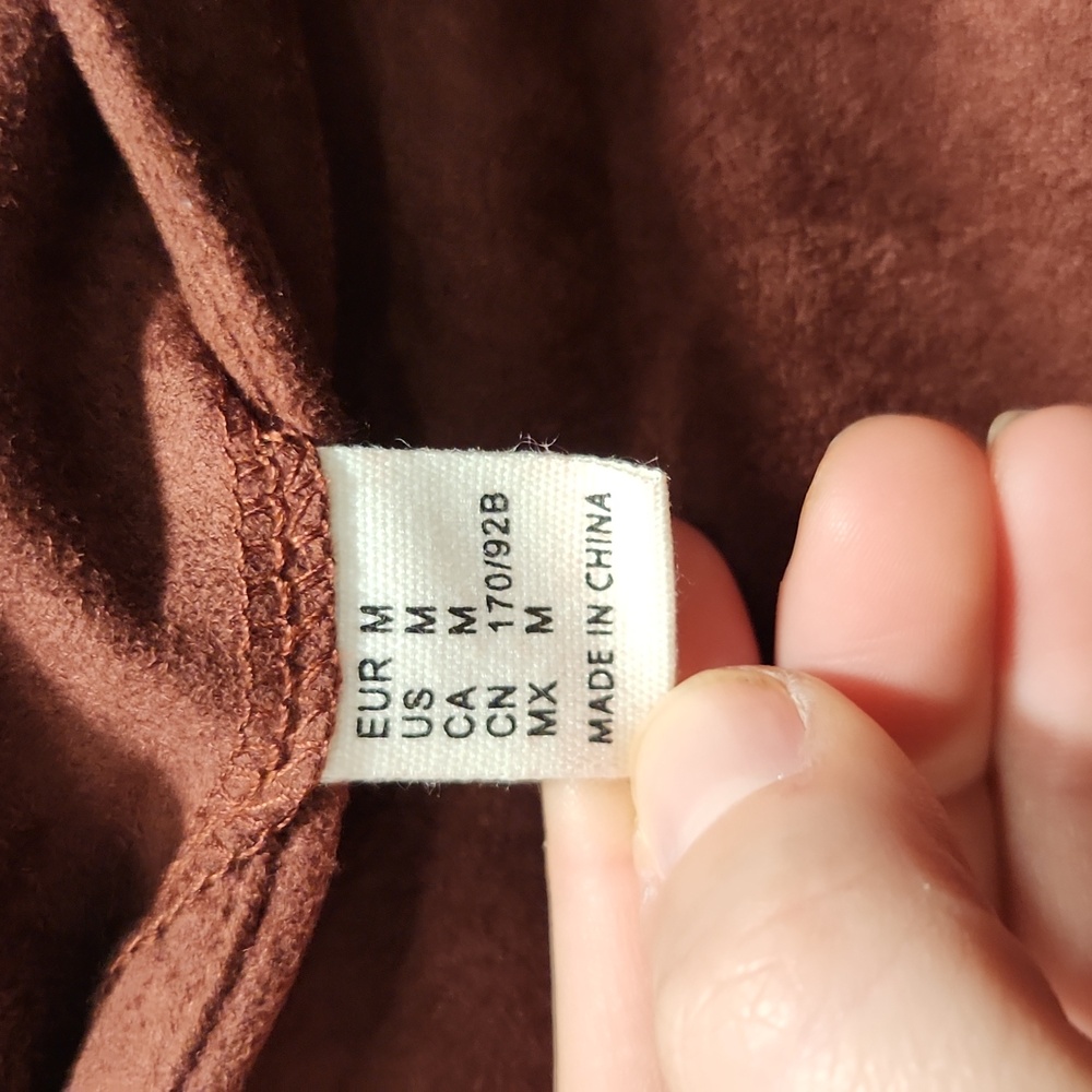 Amazon Burgundy Mini Skirt with Gold Zippers - Picture 2 of 6